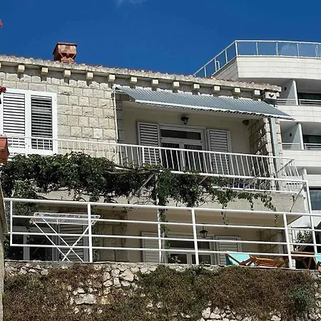 Nina & Paula - Nina 公寓 *