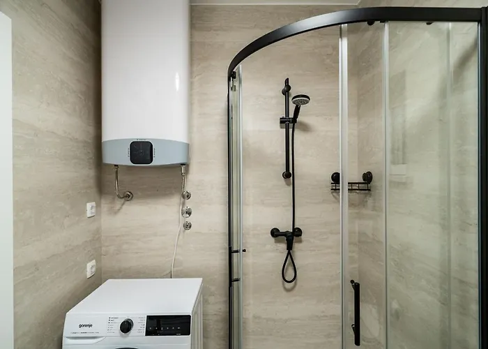 Nina & Paula - Nina Štikovica